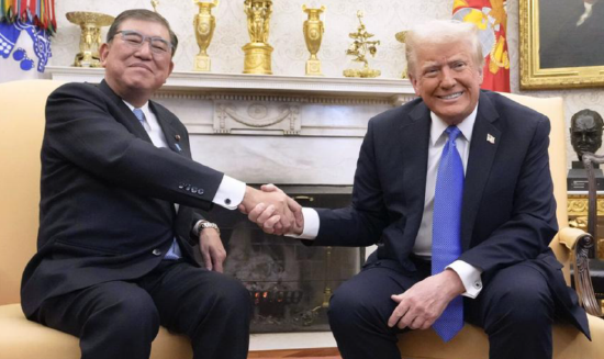 特朗普：与日本首相石破茂进行了对话 设定严格但公平的关税谈判参数