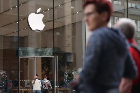 一位苹果多头今日下调了苹果目标价